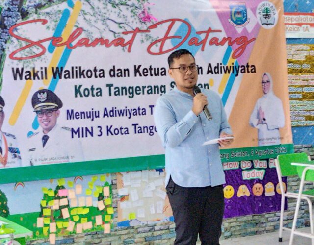 Laporan pembakaran sampah di Tangsel