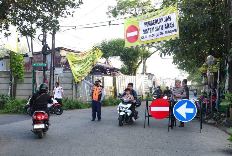 Satu arah pondok cabe