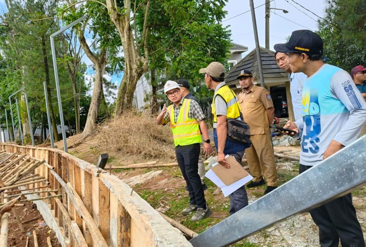 Villa Dago Tol Banjir