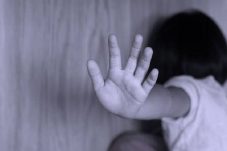 Ilustrasi penangkapan pelaku kasus persetubuhan dan pencabulan anak di Tangerang Selatan oleh kepolisian