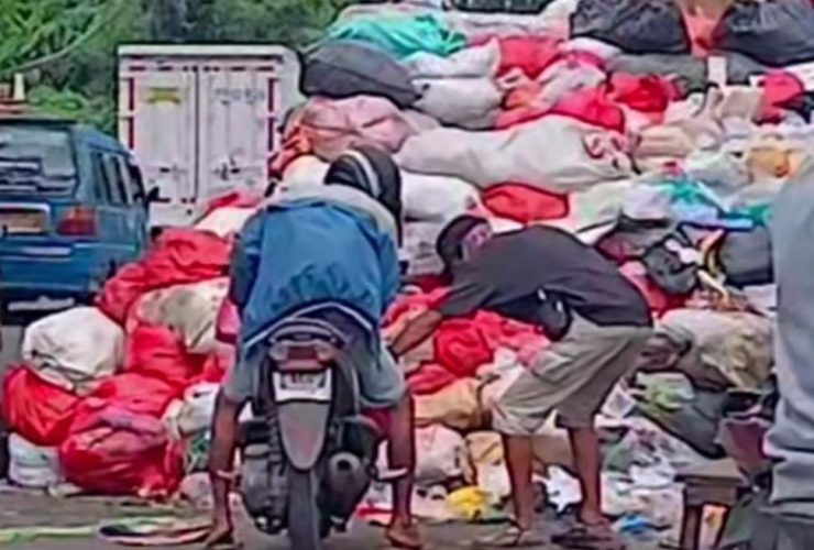 Dugaan pungli sampah ilegal di Tangerang Selatan, aktivitas pengelolaan sampah di lokasi pembuangan liar disorot Pemkot.
