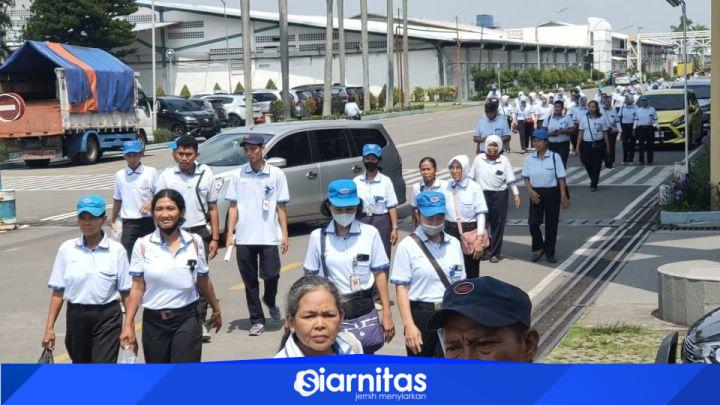 Ilustrasi pekerja kehilangan pekerjaan di industri tekstil dan garmen Tangerang