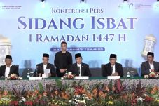 Menteri Agama Nasaruddin Umar mengumumkan hasil sidang isbat penetapan awal Ramadan 1447 H di Hotel Borobudur Jakarta, Jakarta Pusat.