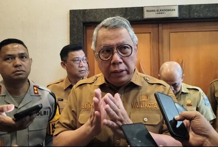 Walikota Tangerang Selatan Benyamin Davnie menyampaikan program lubang biopori sebagai solusi pengelolaan sampah