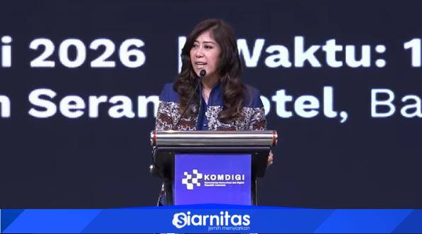 Menkomdigi Meutya Hafid menyampaikan pidato tentang peran pers dan tantangan AI pada Hari Pers Nasional 2026 di Serang, Banten.