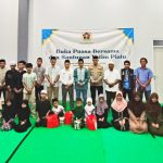Kegiatan buka puasa bersama dan santunan anak yatim yang digelar PWI Kota Tangerang Selatan di Gedung Layanan Informasi Tangsel pada Ramadan 2026.